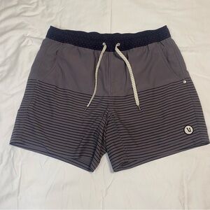 Vuori men’s swim trunks gray Striped Swim Shorts size L
